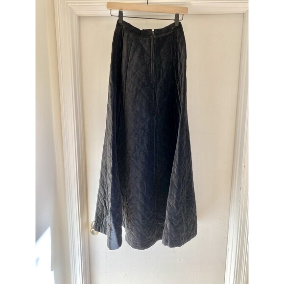 WhimsiGoth Vintage Skirt Womens Sz 10 Black Velvet Paneled 70s Goth heavyweight - Picture 2 of 7